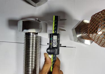 Measuring Bolt Head Size
